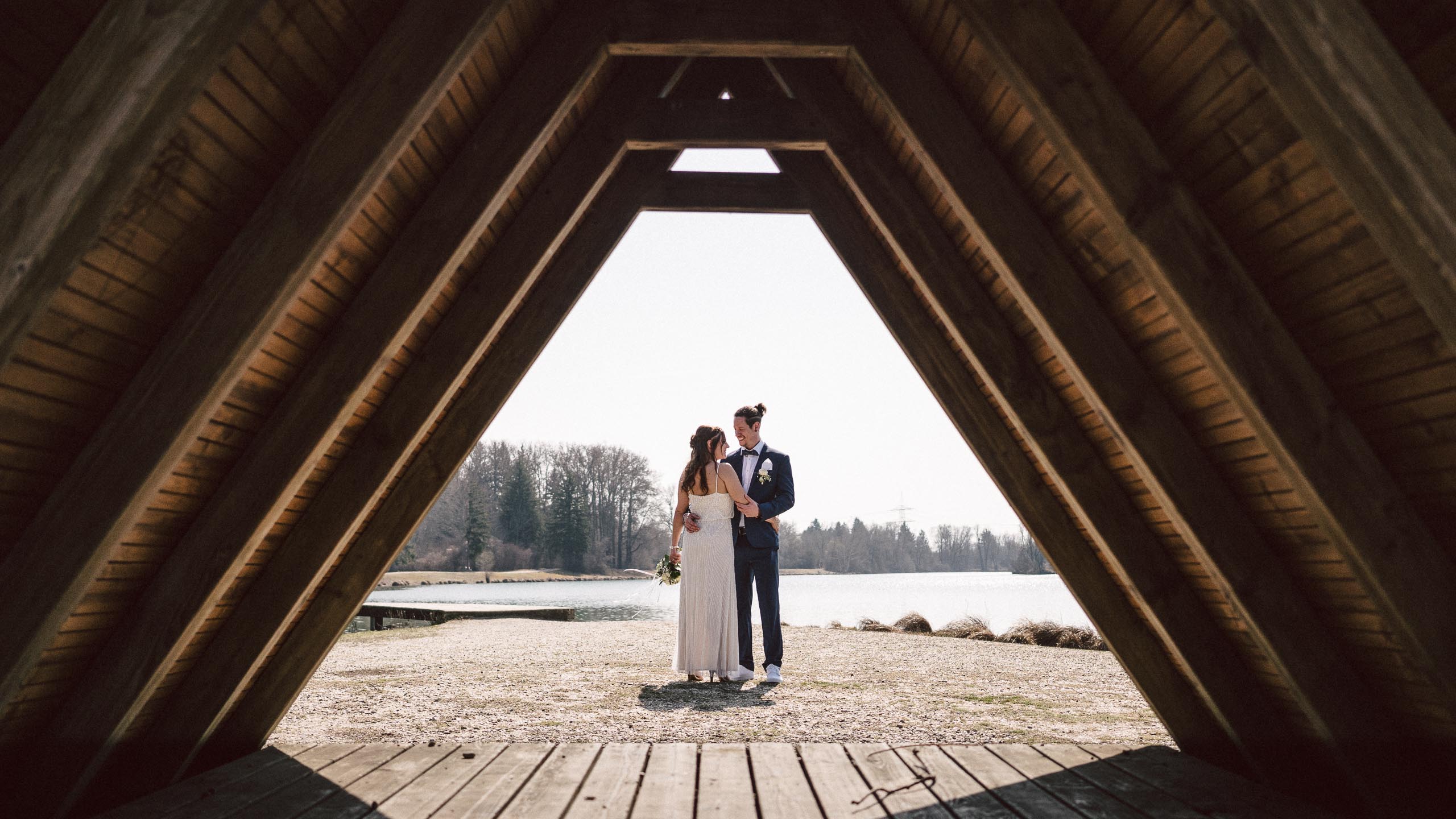 Hochzeitsfotograf Augsburg - Brautpaarshooting am Weitmannsee