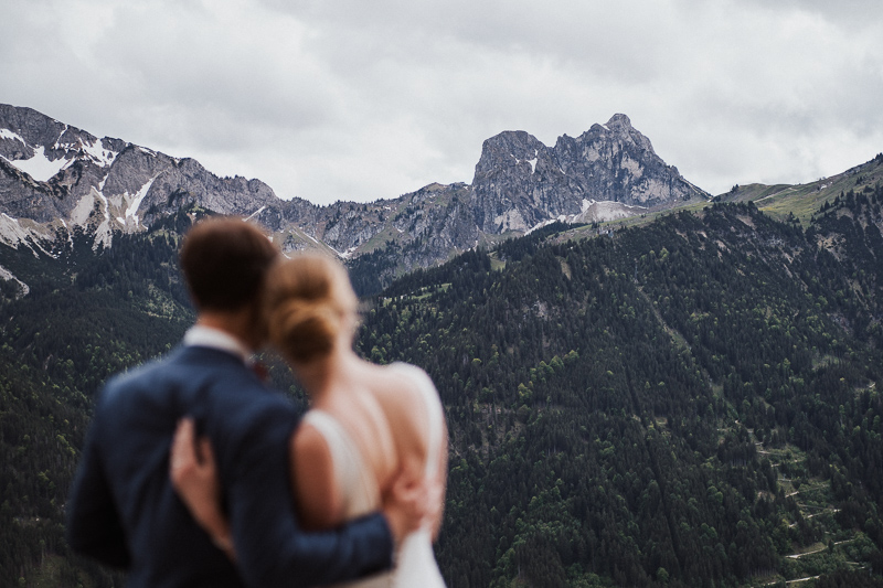 Heiraten im Boutique-Hotel Blaue Burg Falkenstein im Allgäu. Blick auf den Hausberg.